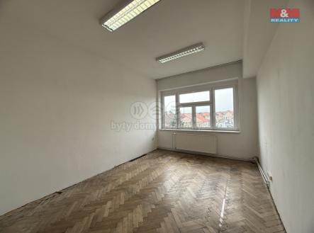 Pronájem kanceláře, 42 m²
