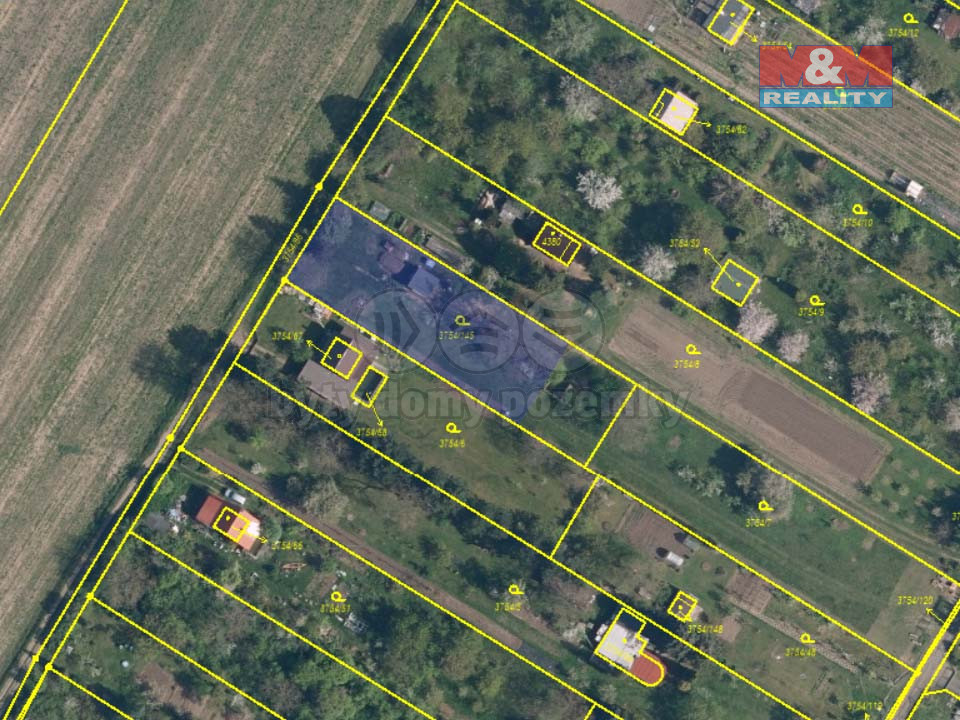 budoucí rozdělení 1200m2.jpg