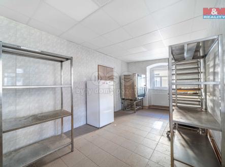 Pronájem skladovací prostor, 124 m²