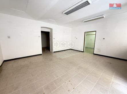 Pronájem - obchodní prostor, 62 m²
