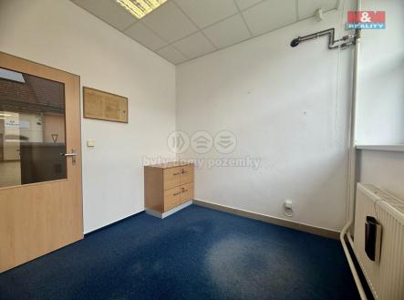 Pronájem kanceláře, 120 m²