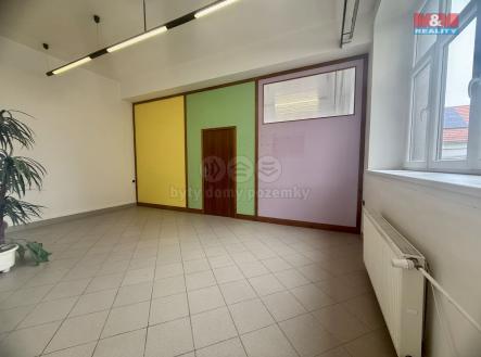 Pronájem kanceláře, 70 m²