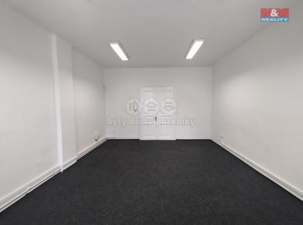 Pronájem - kanceláře, 28 m²