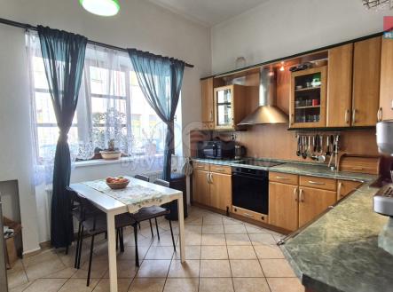 Prodej - dům/vila, 240 m²