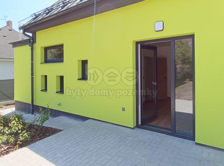 Pronájem - dům/vila, 125 m²