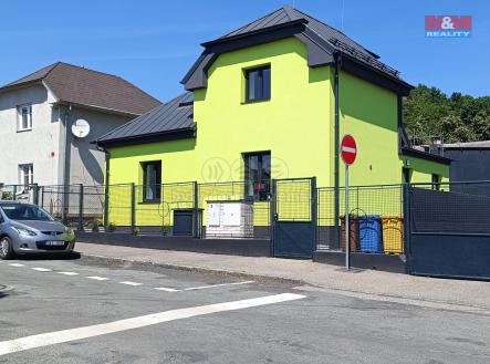 Pronájem - dům/vila, 125 m²