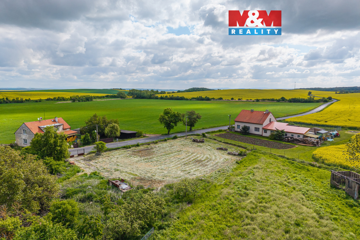 pohled na okolí pozemku
