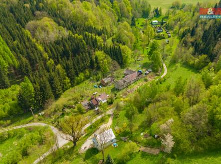 Prodej - pozemek, trvalý travní porost, 2 417 m²