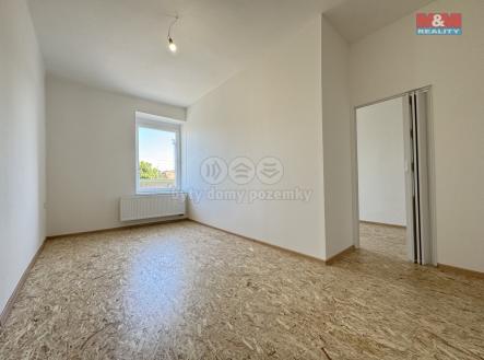 Pronájem bytu, 3+1, 85 m²
