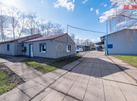 Prodej - obchodní prostor, 832 m²