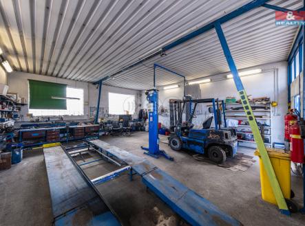 Prodej - obchodní prostor, 832 m²