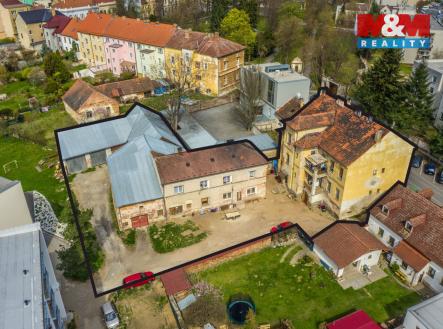 Prodej pozemku pro komerční výstavbu, 1 795 m²