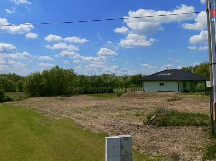 Prodej pozemku pro bydlení, 1 233 m²