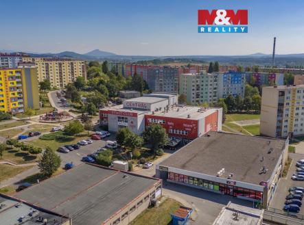 Prodej obchodní prostory, 3 800 m²