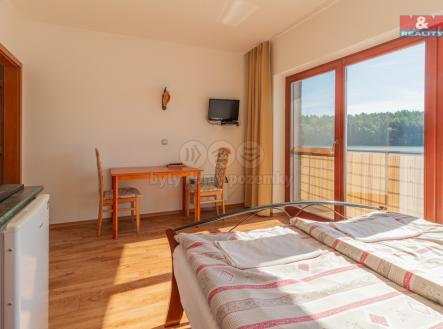 Prodej hotel, 300 m²