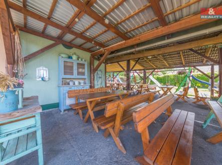 Prodej - restaurace, 120 m²