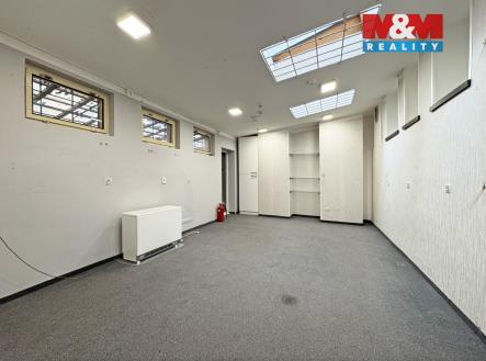 Pronájem obchodní prostor, 70 m²