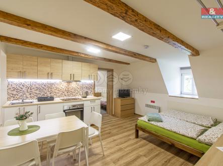 Prodej hotel, 350 m²