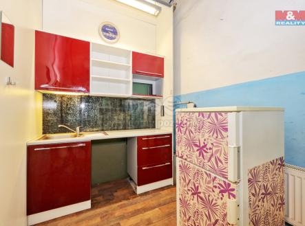 Pronájem - výrobní prostor, 250 m²