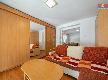 Pronájem bytu, 1+1, 49 m²