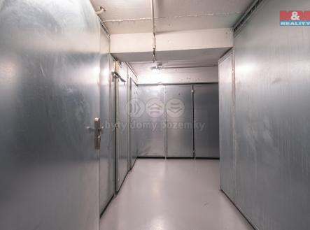 Prodej obchodní prostor, 54 m²