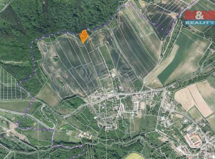 Prodej - pozemek, trvalý travní porost, 1 683 m²