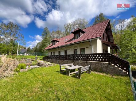 Prodej - dům/vila, 254 m²