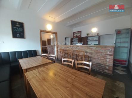 Pronájem - restaurace, 240 m²