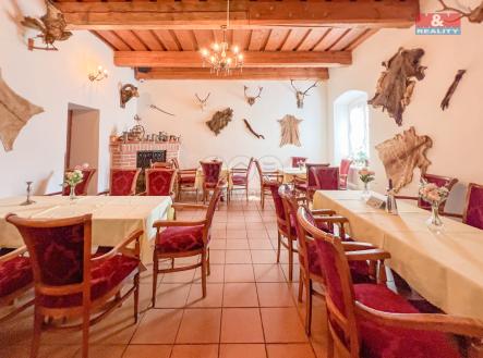 Pronájem restaurace, 270 m²