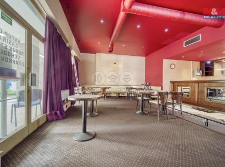 Pronájem - restaurace, 120 m²