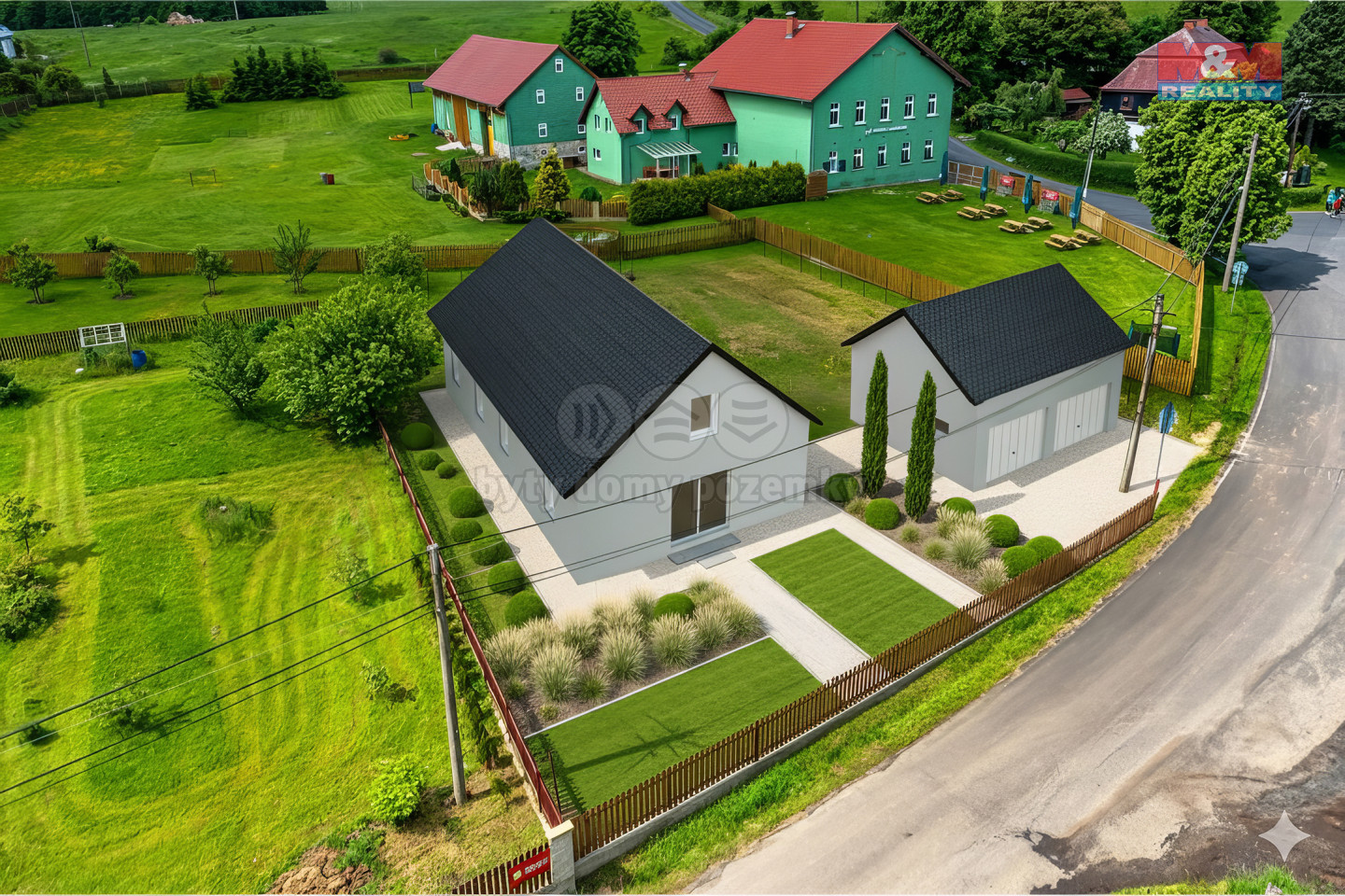 vizualizace domu s garáží na pozemku