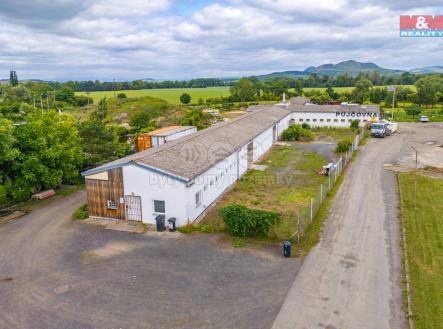 Pronájem - skladovací prostor, 436 m²