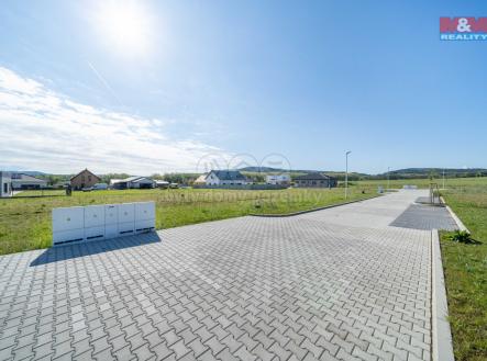 Prodej - pozemek pro bydlení, 742 m²