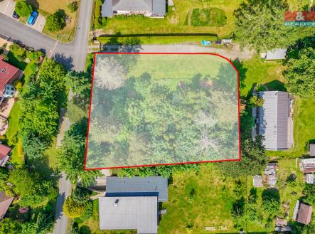 Prodej pozemku pro bydlení, 1 916 m²