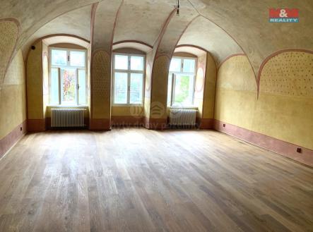 Pronájem - obchodní prostor, 60 m²