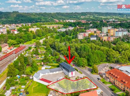 Pronájem - pozemek pro komerční výstavbu, 1 100 m²