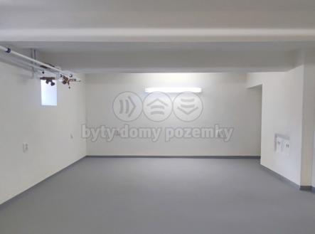 Pronájem skladovací prostor, 23 m²
