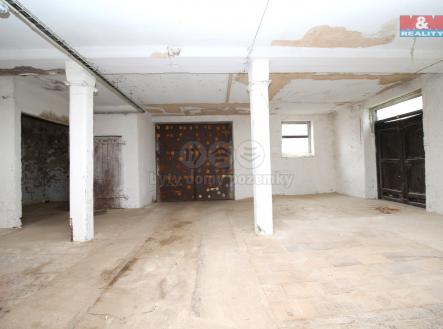 Pronájem skladovací prostor, 3 652 m²