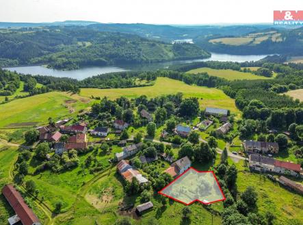 Prodej pozemku pro bydlení, 1 377 m²