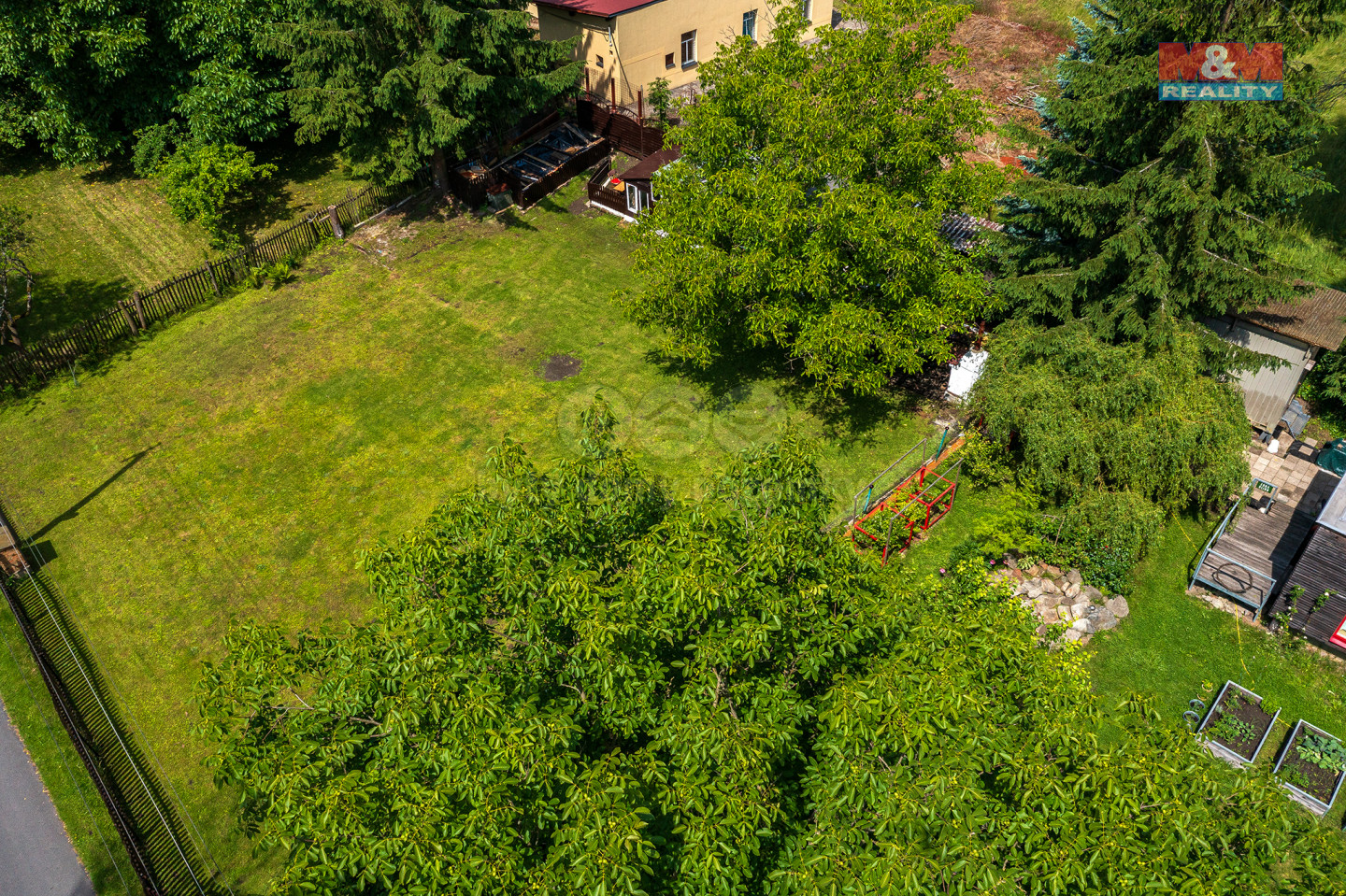 Zahrada C╠îeska╠ü Kamenice_4.jpg