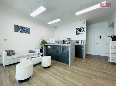Pronájem - obchodní prostor, 103 m²