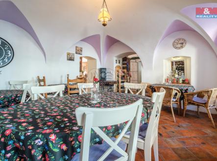 Prodej - restaurace, 158 m²