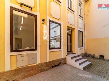 Pronájem obchodní prostor, 76 m²