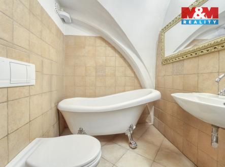 Prodej hotel, 1 614 m²