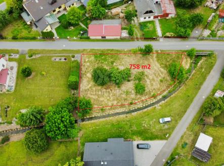 Prodej pozemku pro bydlení, 758 m²