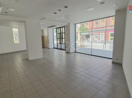 Pronájem obchodní prostor, 121 m²