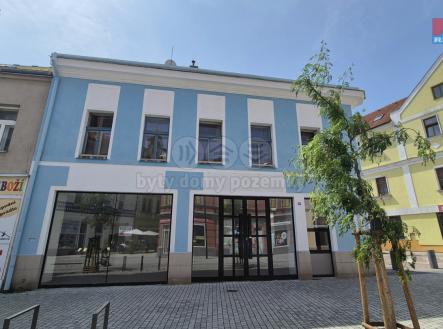 Pronájem obchodní prostor, 121 m²