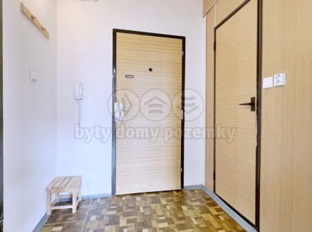 Pronájem bytu, 1+1, 40 m²