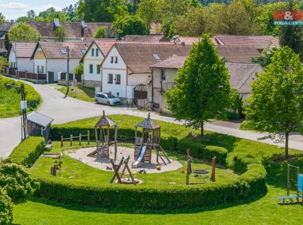 Prodej - pozemek pro bydlení, 1 041 m²
