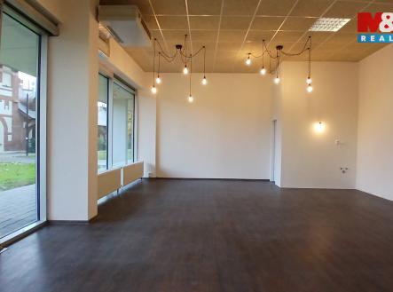 Pronájem kanceláře, 58 m²